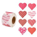 NAK96 Naklejki papierowe etykiety serca rolka 500szt w sklepie internetowym Dekorynka