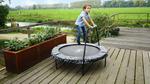 Trampolina dla dzieci Exit Tiggy 140 cm z poręczą czarno-szara w sklepie internetowym DostawaNaJutro.pl