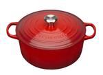 LeCreuset - brytfanna żeliwna emaliowana Signature okrągła 18 cm 1,8 l wiśniowa w sklepie internetowym FrankHerbert.pl