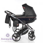 Sport 3w1 Junama 03 Black wózek dziecięcy z tapicerką eko-skóry w sklepie internetowym Dziecięcy Świat