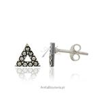 Kolczyki srebrne z markazytami - wkrętki - w kształcie trójkąta w sklepie internetowym AnKa Biżuteria