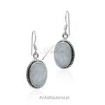 Kolczyki srebrne z kamieniem szczęścia - kamień księżycowy w sklepie internetowym AnKa Biżuteria