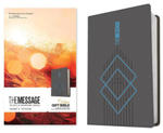 The Message Deluxe Gift Bible (Leather-Look, Charcoal Ascension and Blue Diamonds): The Bible in Contemporary Language w sklepie internetowym Libristo.pl