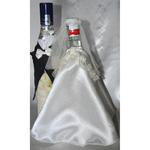 Ubranka na butelkę wódki-falbanka biała róża bordo w sklepie internetowym Kraszek