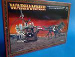 Figurka Dark Elf Scourgerunner Chariot w sklepie internetowym SuperSerie.pl