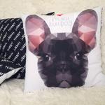 Poduszka dekoracyjna z buldogiem francuskim, I love French Bulldog Black w sklepie internetowym Psiakrew.pl