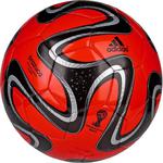 Piłka nożna adidas Brazuca glider czerwono-czarna F93285 w sklepie internetowym Sporti.pl