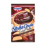 Dr. Oetker Słodka Chwila Świat Pralin Budyń z płatkami czekolady smak marcepan w czekoladzie 45g w sklepie internetowym InternetowySupermarket.pl