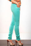 3615-4 Kolorowe rurki jeansowe + pasek - zielony w sklepie internetowym LadyStyle