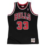 Koszulka Mitchell & Ness Scottie Pippen 1997-98 NBA Hardwood Classics Swingman Chicago Bulls - Pippen Alternate w sklepie internetowym Basketo.pl