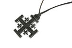 WISIOREK Z KRZYŻEM JEROZOLIMSKIM krzyże kolor czarny symbole chrześcijańskie sznurek (ar2271) w sklepie internetowym Jubileo.pl