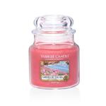 Średnia świeca Garden By The Sea Yankee Candle w sklepie internetowym Aromatowo.pl