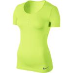 koszulka termoaktywna damska NIKE PRO HYPERCOOL LIMITLESS SHORTSLEEVE TOP / 642552-702 w sklepie internetowym Fitnesstrening.pl