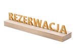 Stojak rezerwacja - złoty akryl na drewnianym postumencie - ST042 w sklepie internetowym Grawernia.pl