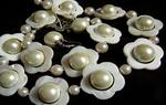 Kremowo perłowe kwiaty, zestaw biżuterii w sklepie internetowym Artillo