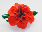 Gumka do włosów z romantycznym czerwonym kwiatem z wełny w sklepie internetowym AzjaCentralnaPL 