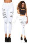 Białe jeansy love your self, modne jeansy z napisami i przetarciami 570 w sklepie internetowym Lejdi.pl