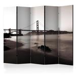 Parawan 5-częściowy - San Francisco: Most Golden Gate w czerni i bieli II [Room Dividers] w sklepie internetowym Radimar
