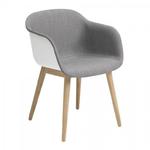 Muuto FIBER ARMCHAIR WOOD BASE Krzesło - Białe z Tapicerowanym Siedziskiem w Kolorze Szarym /Drewniana Rama Naturalna w sklepie internetowym DesignForHome.pl