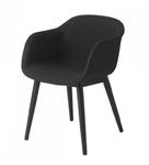 Muuto FIBER ARMCHAIR WOOD BASE Krzesło - Czarne z Tapicerowanym Siedziskiem w Kolorze Czarnym /Drewniana Rama Naturalna w sklepie internetowym DesignForHome.pl