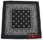 Bandana 55x55cm, czarna ze wzorem w sklepie internetowym  sklepikmysliwski.pl