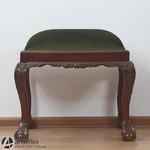 Taboret dekorowany z drzewa mahoniowego, drewniana pufa 117181 w sklepie internetowym Artseries.pl