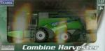 Combine Harvester 1:32 w sklepie internetowym Booknet.net.pl