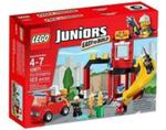 Lego Juniors Alarm pożarowy w sklepie internetowym Booknet.net.pl