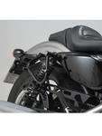 Stelaż SLC Legend Gear SW-MOTECH do sakw bocznych LC1 Harley Davidson modele Sportster [na prawą stronę] w sklepie internetowym Defender.net.pl