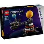 LEGO 42179 Planeta Ziemia i Księżyc na orbicie w sklepie internetowym MojeKlocki24.pl 
